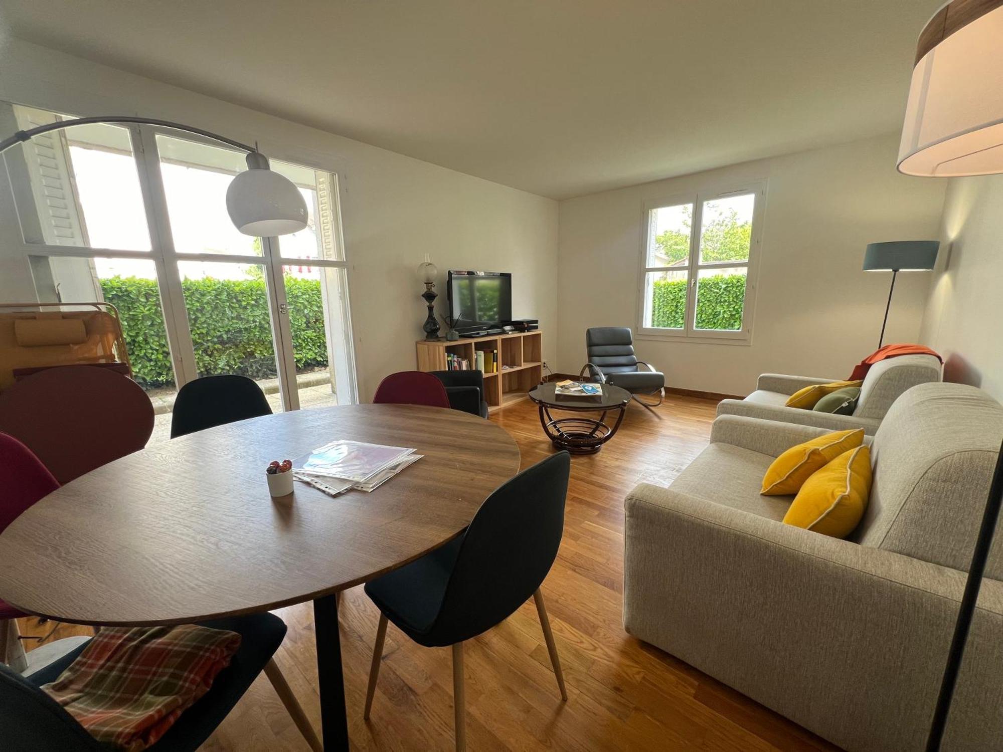 Appartement Standing Avec Jardin, 4 Personnes, Strategiquement Situe 芒特拉若利 外观 照片